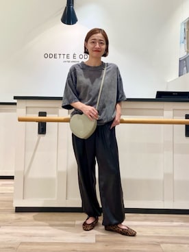 「YAHKI（ヤーキ）の【別注】＜YAHKI＞SP 2WAY HEART（ショルダーバッグ）」を使った、山本　オデット エ オディール スタッフさん（レディース・153cm）の秋コーディネート