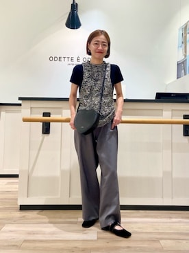 「YAHKI（ヤーキ）の【別注】＜YAHKI＞SP 2WAY HEART（ショルダーバッグ）」を使った、山本　オデット エ オディール スタッフさん（レディース・153cm）の秋コーディネート