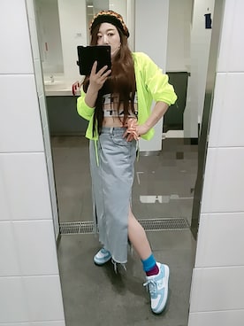 「スニーカー好きと繋がりたい」｜「アイテム（ブルゾン）」を使った、itsuka&Tさん（レディース・151cm）の秋コーディネート