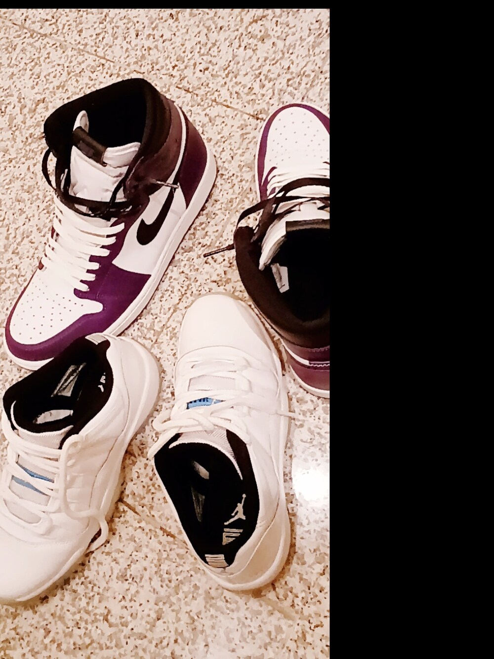 「ビッグシルエット、デニムパンツ、身長180cm、ストリート、ダメージデニムパンツ、ビーニー、AIR JORDAN、コートパープル、ハイカットスニーカー、おしゃれさんと繋がりたい、スニーカー好きと繋がりたい、ライトアウター」｜「KITHのアイテム（ニットキャップ/ビーニー、グレー系）」を使った、itsuka&Tさん（メンズ・180cm）の春コーディネートの4枚目の写真