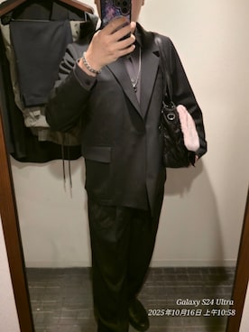 「アイテム（パンツ）」を使った、王哲驊さん（メンズ・172cm）の秋コーディネート