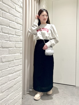 「FREE'S MART（フリーズマート）のアイテム（スウェット）」を使った、れいなさん（レディース・154cm）の秋コーディネート