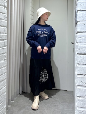 「FREE'S MART（フリーズマート）のアイテム（スウェット）」を使った、れいなさん（レディース・154cm）の秋コーディネート
