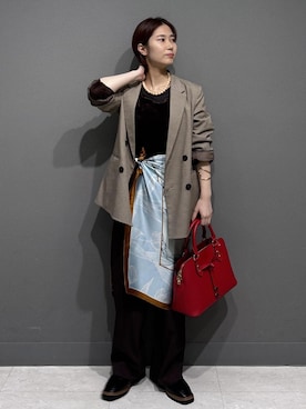 「アイテム（バンダナ/スカーフ）」を使った、kahoさん（レディース・150cm・20代）の秋コーディネート