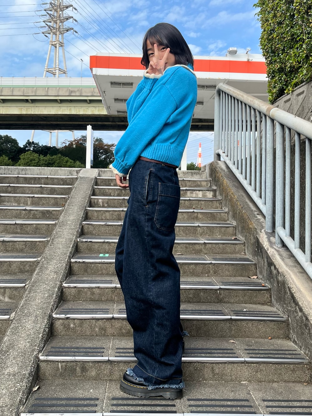 「レトロコーデ、お正月、ｺﾘｺの服借りた」｜「soerteのアイテム（パンツ、ブルー系）」を使った、ｷﾘｷﾘさん（レディース・157cm）の春コーディネートの1枚目の写真