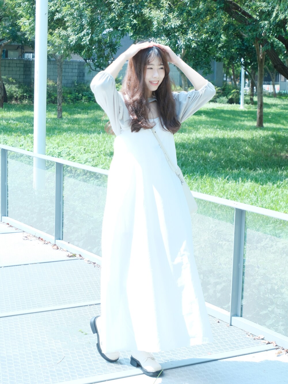 「大人カジュアル」｜「forksy.のアイテム（ワンピース、ホワイト系）」を使った、Anita🍎さん（レディース・163cm）の秋コーディネートの1枚目の写真