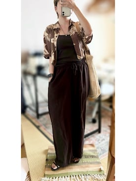 「UNIQLO（ユニクロ）のアイテム（パンツ、ブラウン系）」を使った、Shellyさん（レディース・160cm）の夏コーディネート