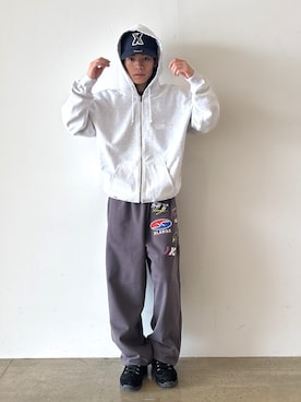 「アイテム（パーカー）」を使った、兵藤皐太郎さん（メンズ・168cm）の秋コーディネート