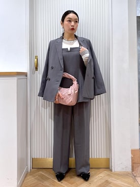 「アイテム（テーラードジャケット）」を使った、namieさん（レディース・157cm・40代）の秋コーディネート