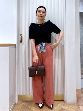 「アイテム（スラックス）」を使った、namieさん（レディース・157cm・40代）の夏コーディネート