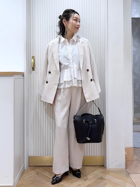 「VIS（ビス）のフラワーカットショルダーバッグ/2WAY（ショルダーバッグ、ブラック系）」を使った、namieさん（レディース・157cm）の春コーディネート