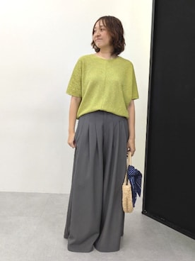「nissen（ニッセン）のシャイニークレーププルオーバー＜大きいサイズ有＞（Tシャツ/カットソー、イエロー系）」を使った、yuyuさん（レディース・159cm）の夏コーディネート