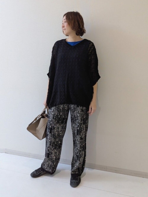 気温24度の服装の正解は？半袖への切り替え時期と「失敗しない」初夏・秋口コーデ