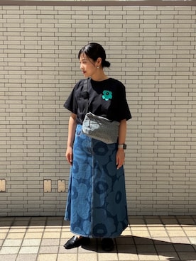 「アイテム（デニムスカート）」を使った、marimekkostaffさん（レディース・159cm）の秋コーディネート