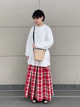 「春服デビュー宣言」｜「アイテム（スカート）」を使った、シノさん（レディース・152cm）の春コーディネート