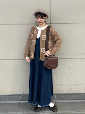 「重ね着ベストシーズン」｜「アイテム（ハンドバッグ）」を使った、シノさん（レディース・152cm）の秋コーディネート