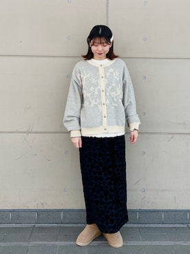 「ベロアスカート」｜「アイテム（ブーツ）」を使った、シノさん（レディース・152cm）の冬コーディネート