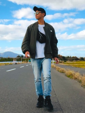 「アイテム（ボディバッグ/ウエストポーチ）」を使った、nobutanchinさん（メンズ・173cm）の秋コーディネート