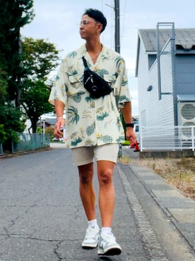 「アイテム（ボディバッグ/ウエストポーチ）」を使った、nobutanchinさん（メンズ・173cm）の秋コーディネート