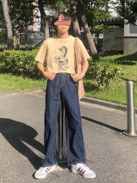 「UNIQLO（ユニクロ）のワイドフィットカーブジーンズ（デニムパンツ）」を使った、ゆうきくんさん（メンズ・163cm）の秋コーディネート