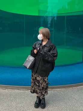 「Acne Studios（アクネストゥディオズ）のアイテム（ハンドバッグ）」を使った、シさん（レディース・152cm）の春コーディネート