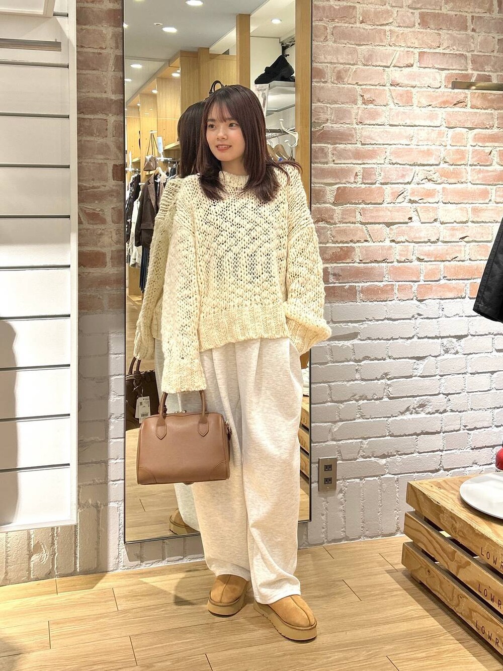 ncy03(LOWRYS FARM ルミネ荻窪)｜LOWRYS FARMのTシャツ/カットソーを使ったコーディネート - WEAR