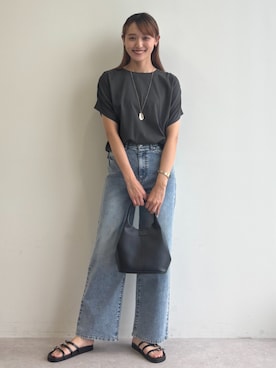「GALLORIA（ギャローリア）の【接触冷感】袖シャーリングプルオーバー（Tシャツ/カットソー、グレー系）」を使った、GALLORIAさん（レディース・165cm）の夏コーディネート