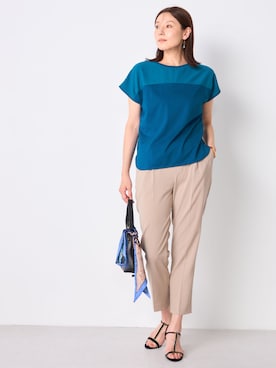 「GALLORIA（ギャローリア）の【接触冷感・UVカット】ヨーク切替プルオーバー（Tシャツ/カットソー、ブルー系）」を使った、GALLORIAさん（レディース・165cm）の夏コーディネート
