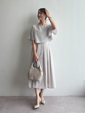 「GALLORIA（ギャローリア）の【接触冷感・ウォッシャブル】ケープ風ブラウス（シャツ/ブラウス、グレー系）」を使った、GALLORIAさん（レディース・165cm）の夏コーディネート