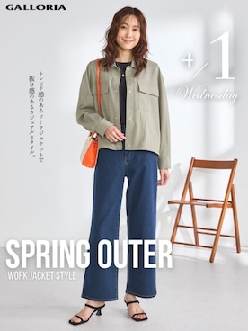 「GALLORIA（ギャローリア）の【ウエスト平ゴム内蔵】デニムワイドパンツ（デニムパンツ、ブルー系）」を使った、GALLORIAさん（レディース・165cm）の春コーディネート