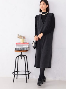 「アイテム（ジャンパースカート）」を使った、GALLORIAさん（レディース・165cm）の秋コーディネート