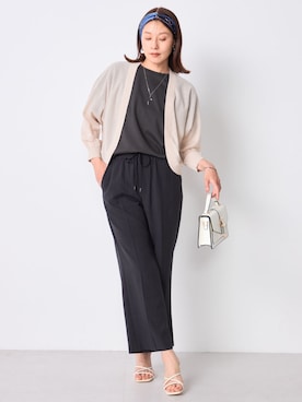 「GALLORIA（ギャローリア）の【吸汗速乾・冷感】ドロストセミフレアパンツ（その他パンツ、グレー系）」を使った、GALLORIAさん（レディース・165cm）の夏コーディネート