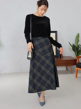 「アイテム（Tシャツ/カットソー）」を使った、GALLORIAさん（レディース・165cm）の冬コーディネート