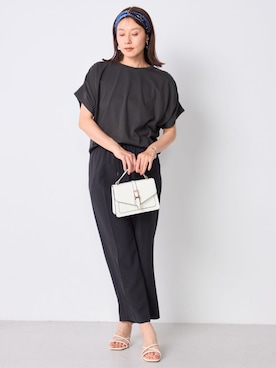 「GALLORIA（ギャローリア）の【接触冷感】袖シャーリングプルオーバー（Tシャツ/カットソー、グレー系）」を使った、GALLORIAさん（レディース・165cm）の夏コーディネート