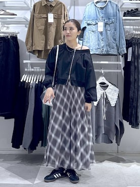 「アイテム（ネックレス）」を使った、chieminさん（レディース・162cm・30代）の秋コーディネート