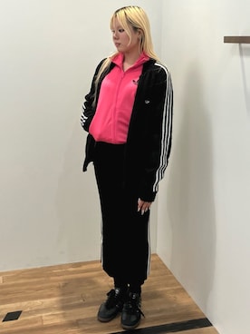 「アイテム（ジャージ）」を使った、ARさん（レディース・159cm）の秋コーディネート