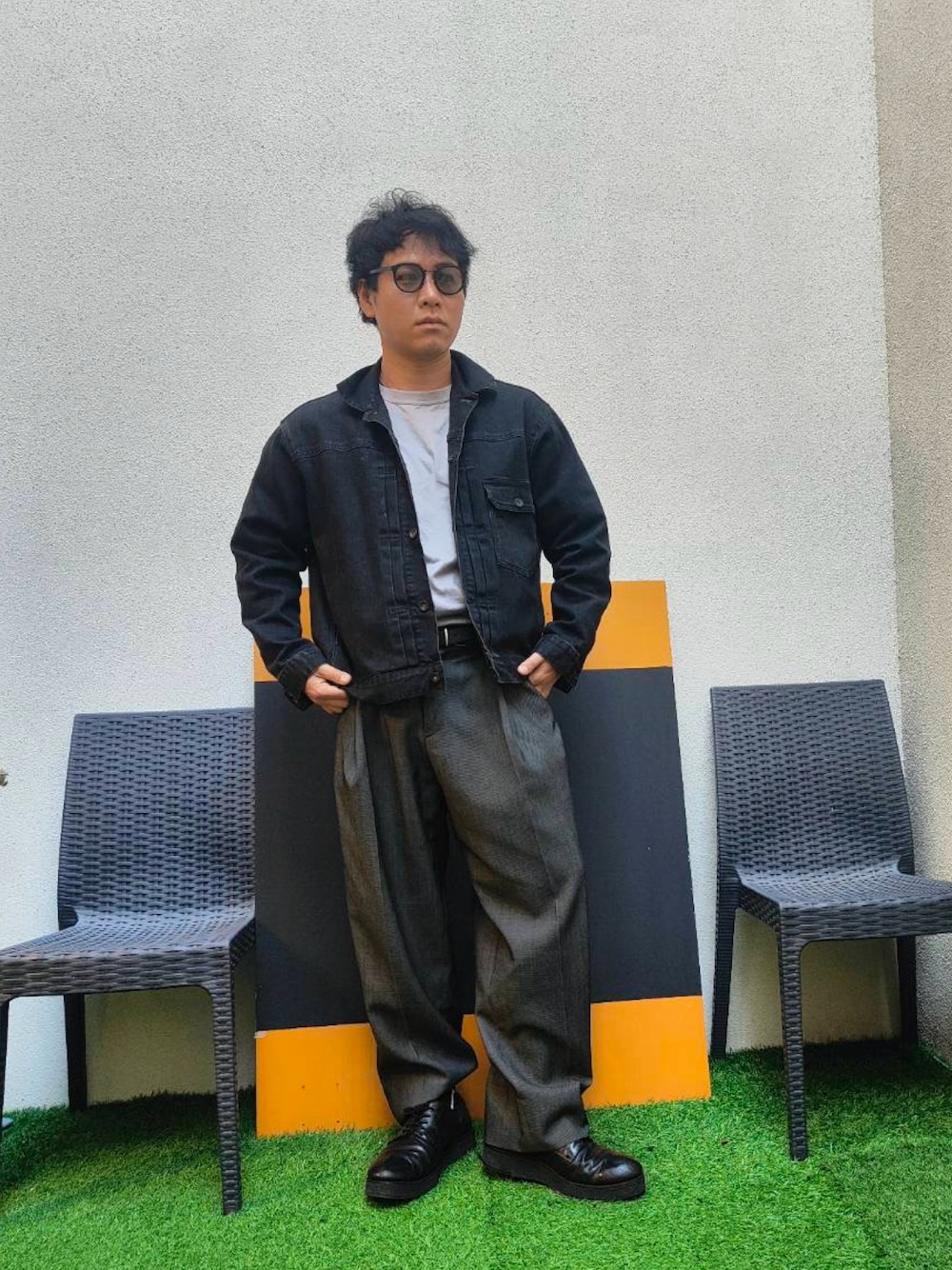 「今日のコーデ、プチプラ、UNIQLO、UNIQLO+J、1st、フォローしていただけたら嬉しいです♡、大人コーデ」｜「PADRONEのSTUDIOUS限定 ラバーソールプレーントゥシューズ / PK8565-2012-17A（ドレスシューズ、ブラック系）」を使った、tutta（相互フォロー）さん（メンズ・168cm）の冬コーディネートの1枚目の写真