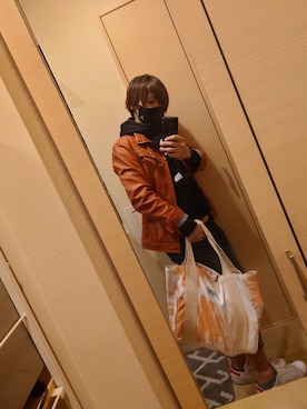 「アイテム（ライダースジャケット、オレンジ系）」を使った、kino1114さん（メンズ・165cm）の春コーディネート