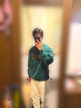 「GAP（ギャップ）のアイテム（スウェット、グリーン系）」を使った、ぶっきーさん（メンズ）の秋コーディネート