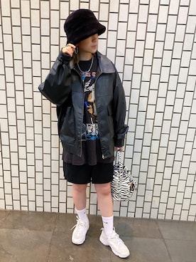 「apres jour mignon（アプレジュールミニョン）のアイテム（ブルゾン）」を使った、𝕊 𝔸 𝕀さん（レディース・163cm）の秋コーディネート