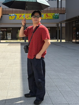 「MACKINTOSH PHILOSOPHY（ﾏｯｷﾝﾄｯｼｭ ﾌｨﾛｿﾌｨｰ）のアイテム（デニムパンツ）」を使った、じーすけさん（メンズ・175cm・30代）の秋コーディネート
