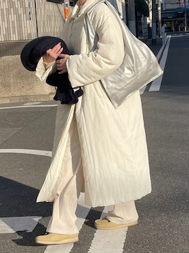 「アイテム（トートバッグ、シルバー系）」を使った、Miraiさん（レディース・162cm）の冬コーディネート