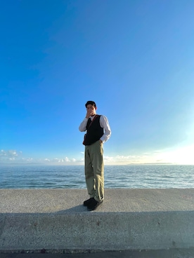 「海」｜「アイテム（モカシン/デッキシューズ）」を使った、866iiさん（メンズ・168cm）の冬コーディネート