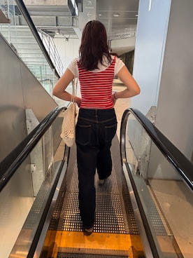 「アイテム（スニーカー、ホワイト系）」を使った、すあみさん（レディース・168cm）の夏コーディネート