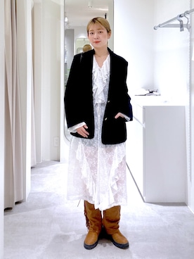 「FREE'S MART（フリーズマート）の◆〈セットアップ対応〉オーバーサイズシングルジャケット（テーラードジャケット、ブルー系）」を使った、aaii18さん（レディース・162cm）の冬コーディネート