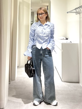 「FREE'S MART（フリーズマート）の◆シャーリングアソートシャツ（シャツ/ブラウス、ブルー系）」を使った、aaii18さん（レディース・162cm）の春コーディネート