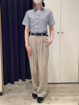 「TOKYO SHIRTS（トウキョウシャツ）の【吸水速乾】【COFREX】形態安定ノンアイロン スキッパー 半袖ビジネスワイシャツ（ビジネスシャツ、ブルー系）」を使った、BRICK HOUSE by Tokyo Shirts ナゴヤドーム前イオンモール店さん（メンズ・167cm）の夏コーディネート