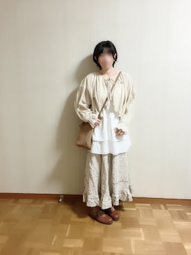 「アイテム（ブローチ/コサージュ）」を使った、𝚝𝚎𝚝𝚘さん（レディース・156cm）の秋コーディネート
