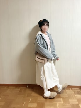 「アイテム（音楽/本・雑誌）」を使った、𝚝𝚎𝚝𝚘さん（レディース・156cm）の秋コーディネート