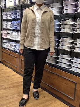 「アイテム（ビジネスシャツ）」を使った、BRICK HOUSE by Tokyo Shirts 大分アミュプラザ店さん（レディース・148cm）の冬コーディネート